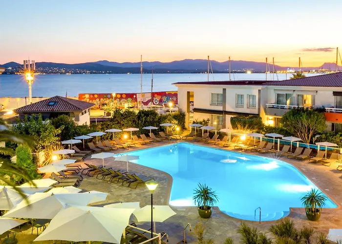 Best Western Plus La Marina Saint-Raphael  photo