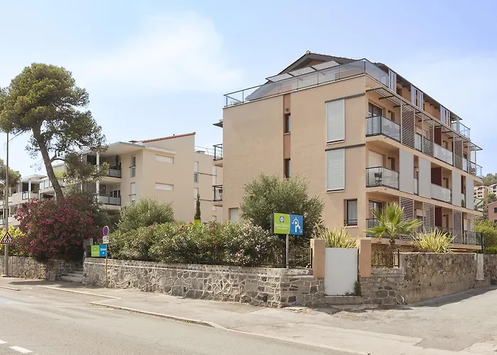 Sure Hotel By Best Western Saint-Raphael Le Dramont photo